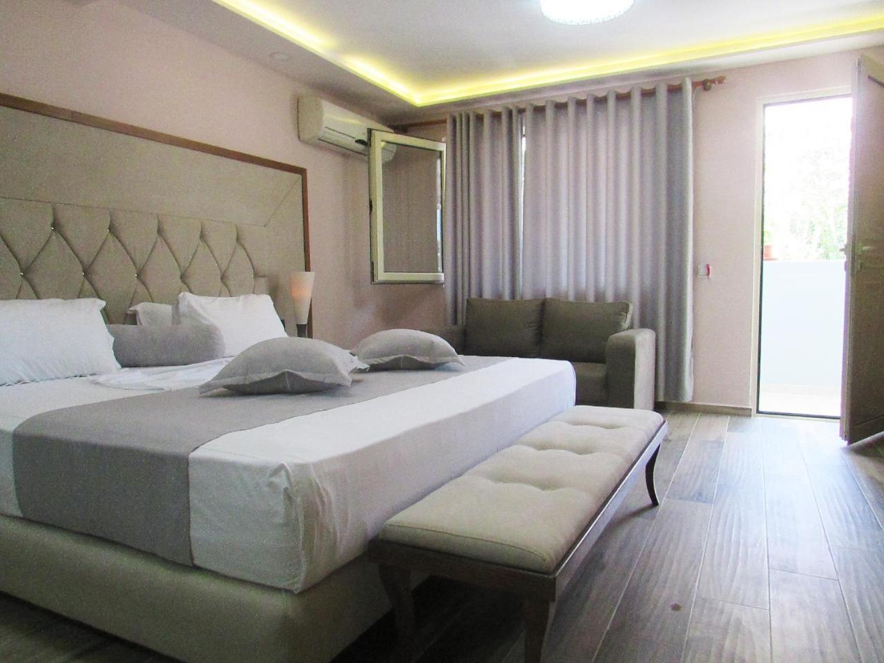 Hotel Antag Shengjin Bagian luar foto