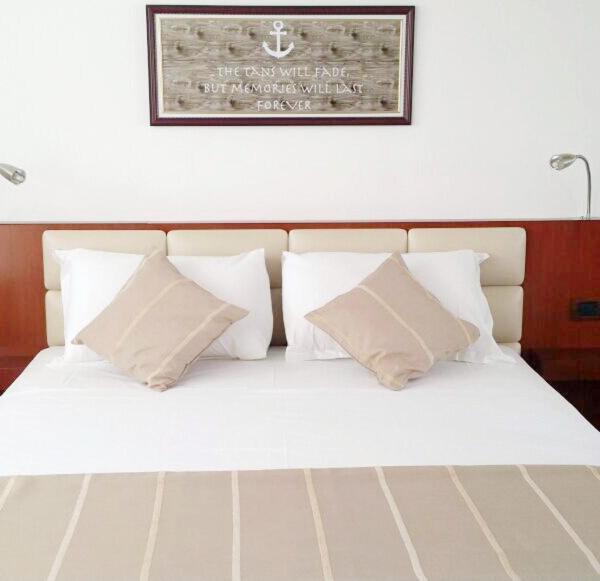 Hotel Antag Shengjin Bagian luar foto